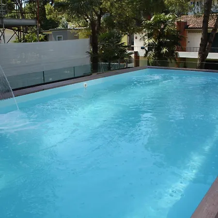Spacious For Families And Friends Apartment *
